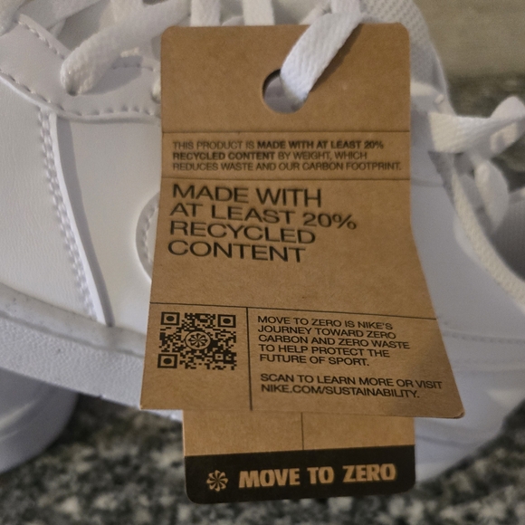 Nike Womens Size 6.5. New In Box. No Callouts. - Picture 6 of 8